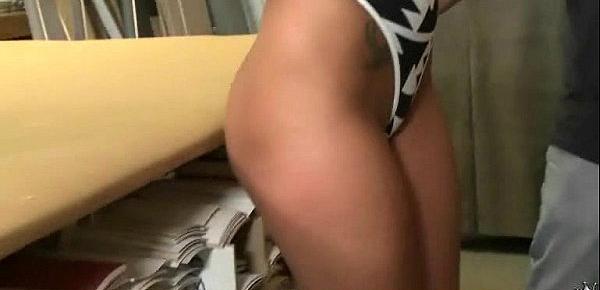  Hot sexy amateur babe needs a lift and takes cash 4